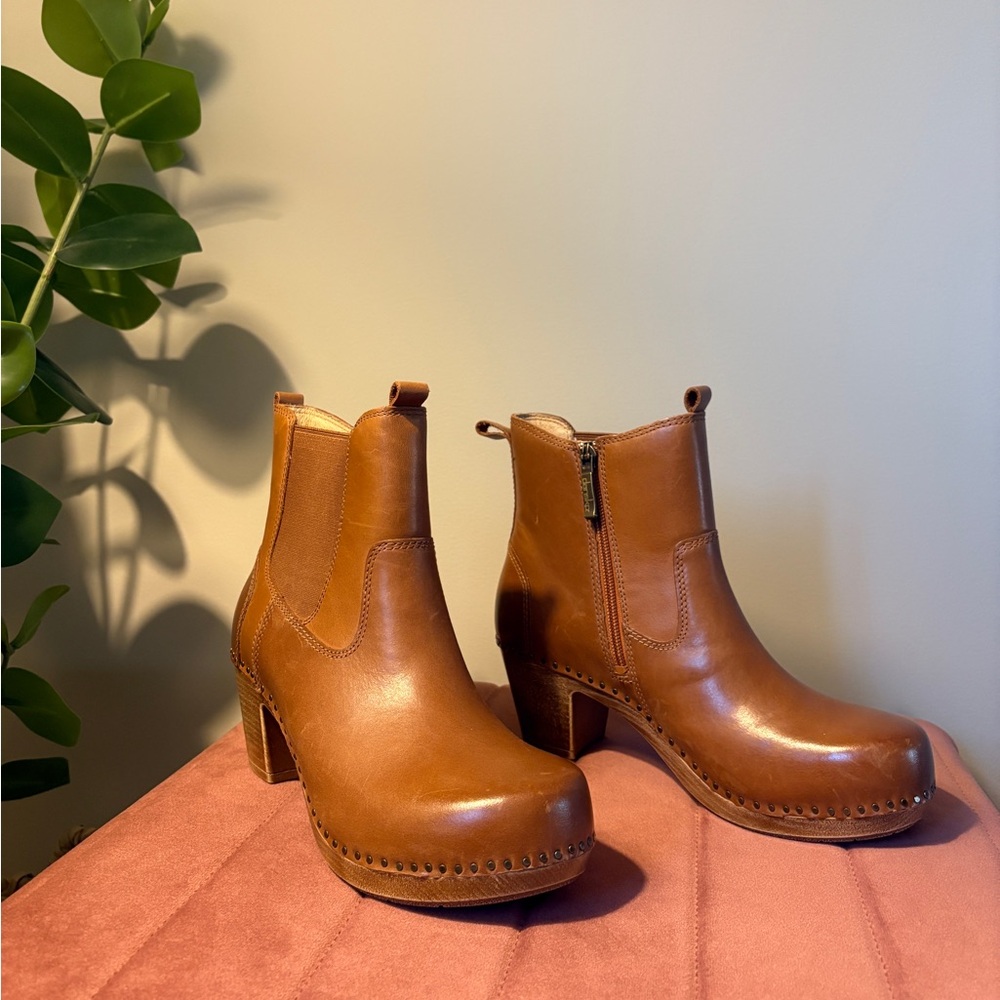 Dansko Shayna Boots